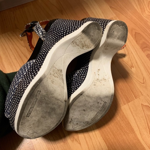 Unique High Heel Pumps 💕 - Picture 5 of 5